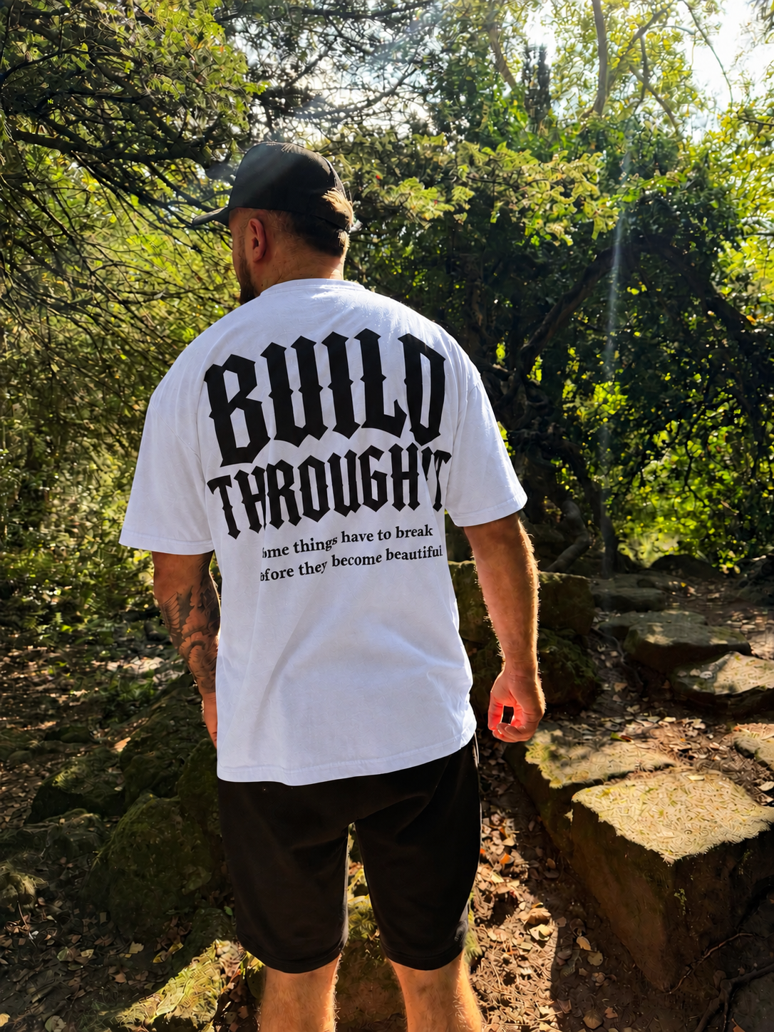 Essentials tee